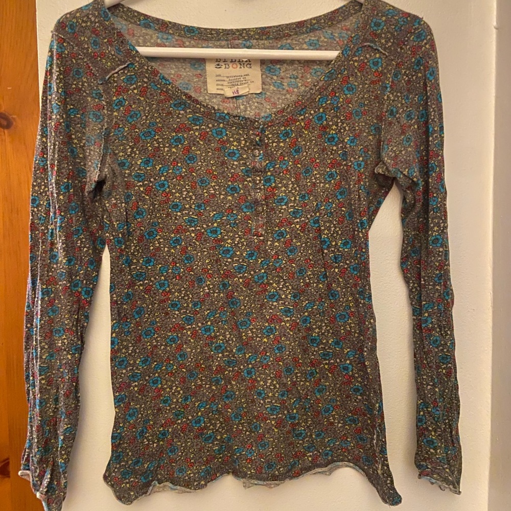 BillaBong floral long sleeve shirt